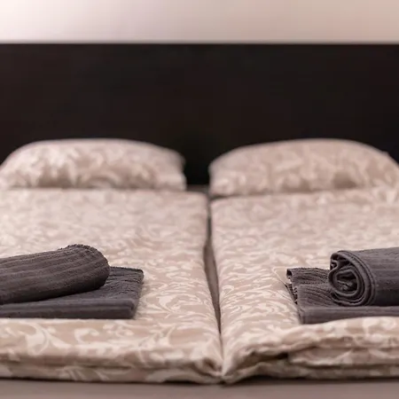 Cozy In Akacfa Street Βουδαπέστη