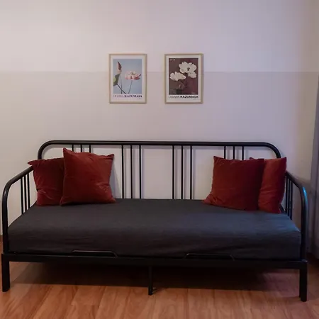 Διαμέρισμα Cozy In Akacfa Street