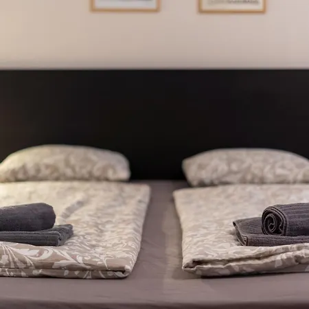 Apartmán Cozy In Akacfa Street