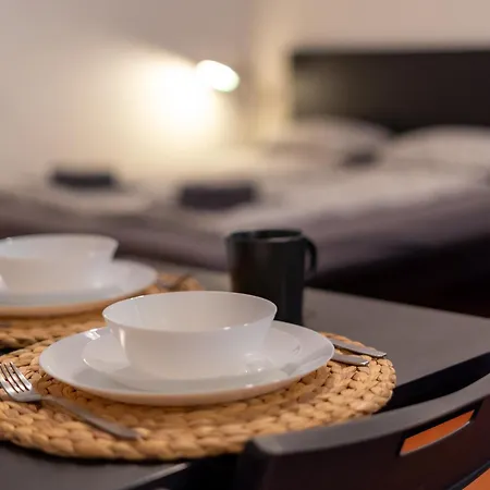 Cozy In Akacfa Street Apartamento